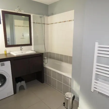 Bel 2 Pieces A - Parking - 52m² - Fr-1-472-169 * Sète